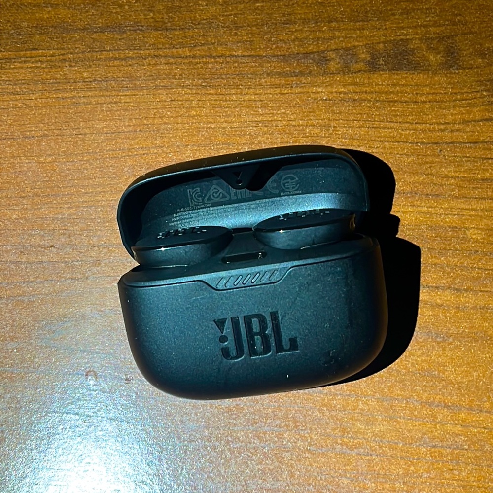 JBL Earbuds